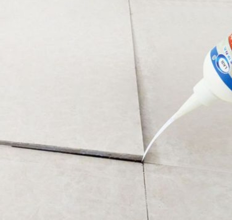 来宾市瓷砖空鼓维修公司分享卫生间瓷砖脱落的原因可能有以下几点